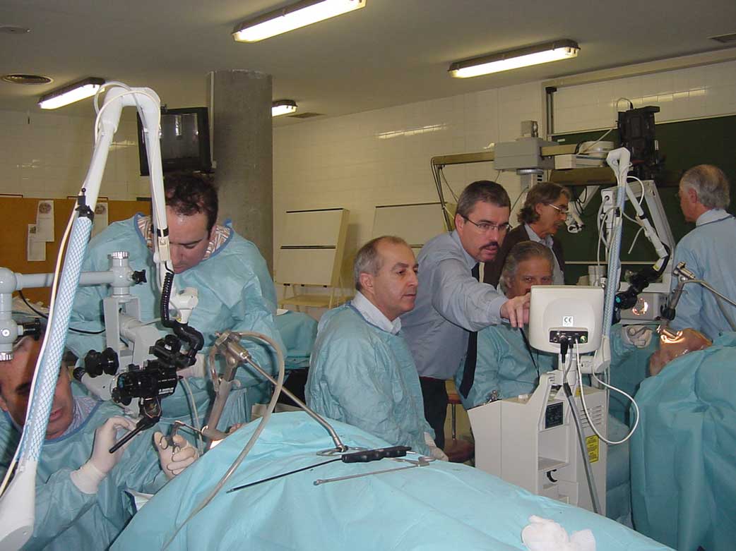 Miscelánea: Sala de disección y prácticas del Curso de Cirugía LASER CO2 del H. de Elche (2005)